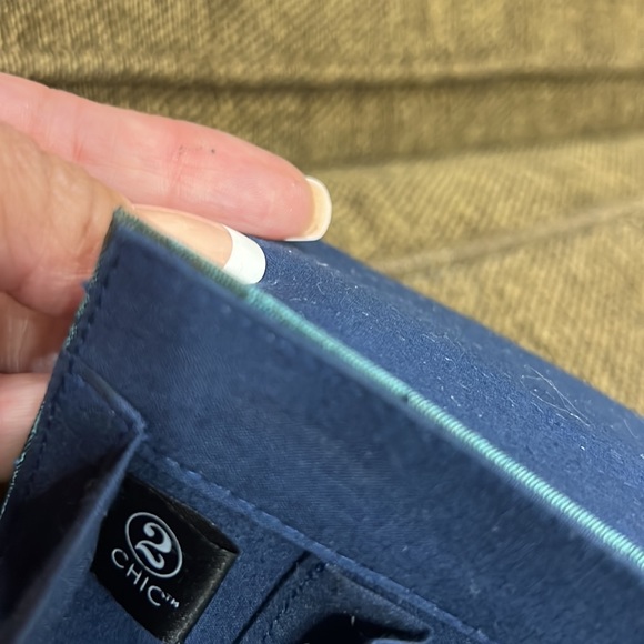 2 chic - Picture 4 of 9